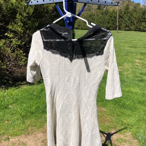 Cream Light Sweater dress with lace around neck - Picture 5 of 5